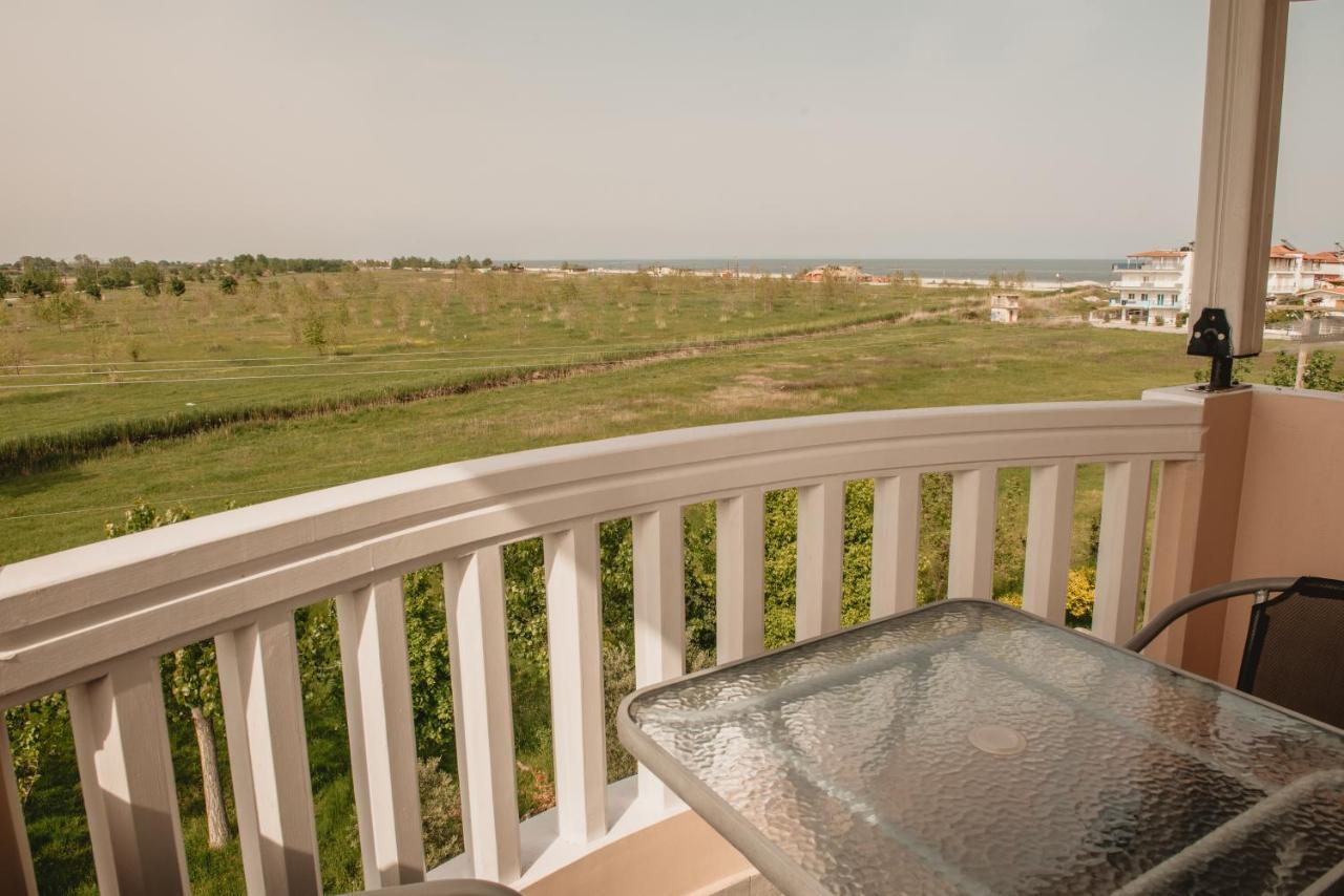 Ino Luxury Rooms Paralia Katerinis Exterior photo